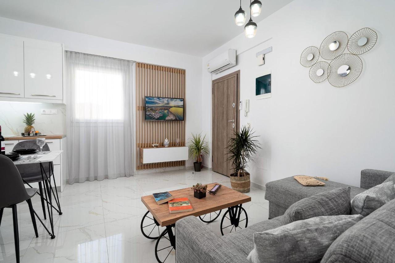 Amersa Luxury Apartment Heraklion  ภายนอก รูปภาพ